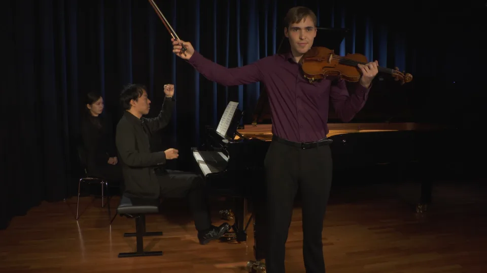Norman Spaeth spielt die Carmen Fantasy von A. Rosenblatt